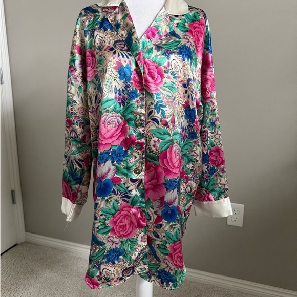 Victoria's Secret Gold Label Vintage Silky Floral Nightgown with Ornate Buttons - Picture 1 of 7